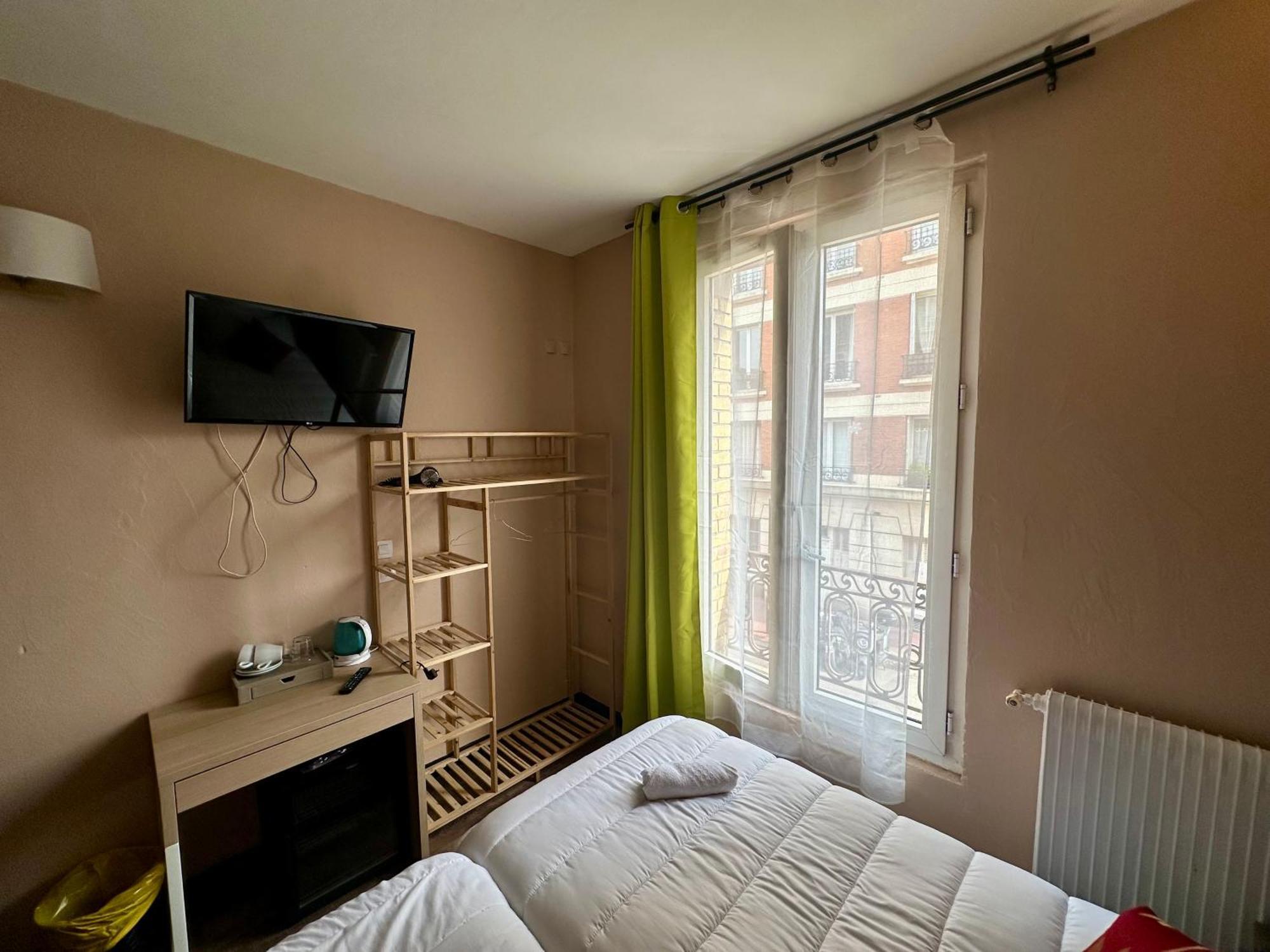 Hotel Victor Hugo Кламар Екстериор снимка