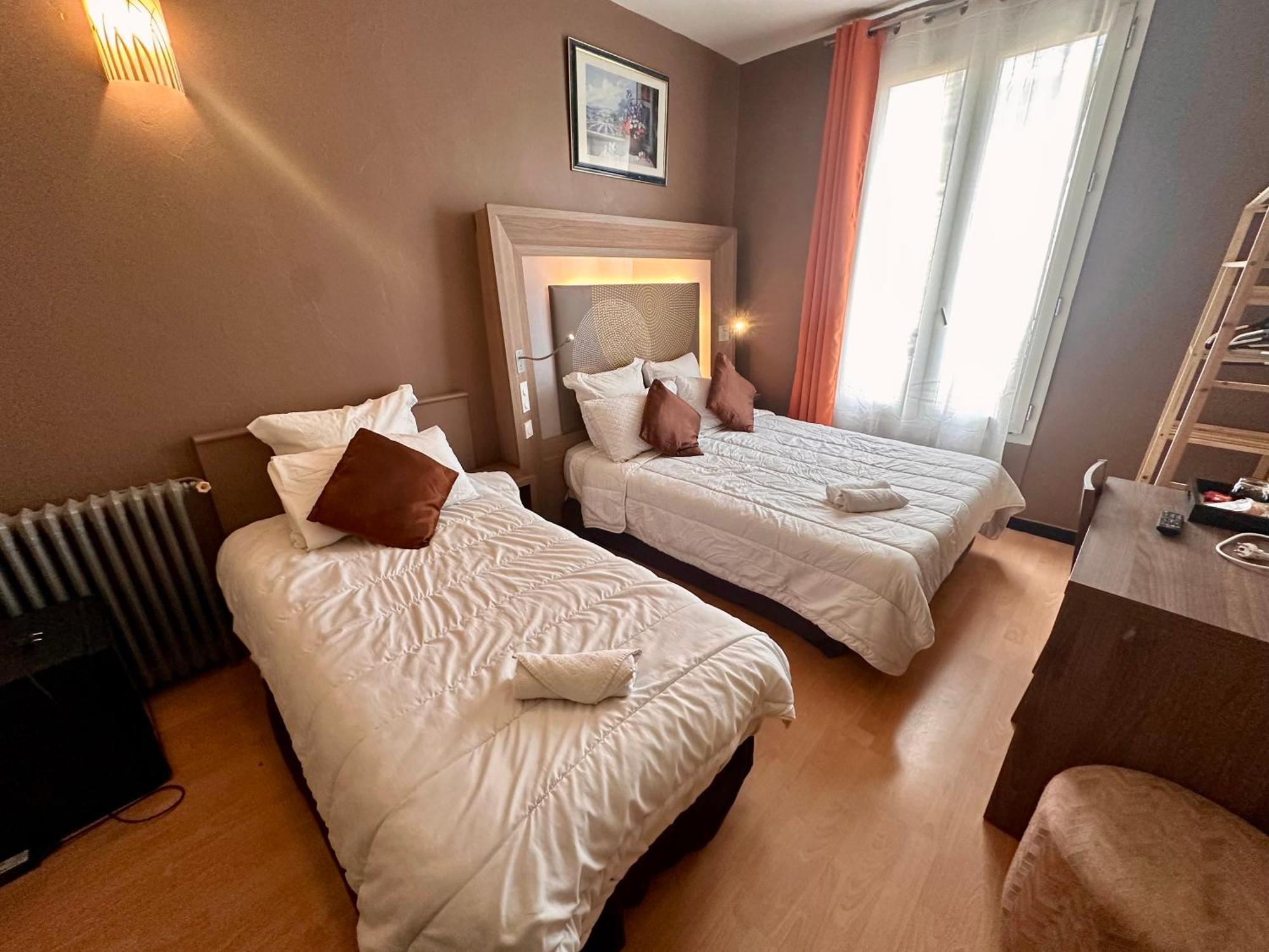 Hotel Victor Hugo Кламар Екстериор снимка
